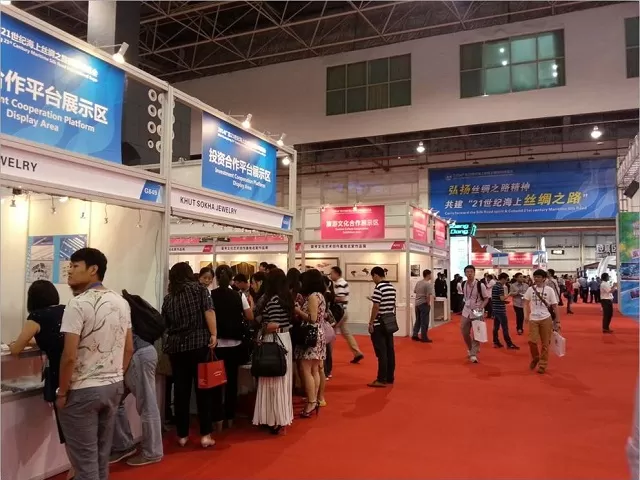 10月31日，参观“2014广东海上丝绸之路国际博览会”