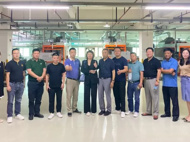 5.7 参观东莞包装企业工厂